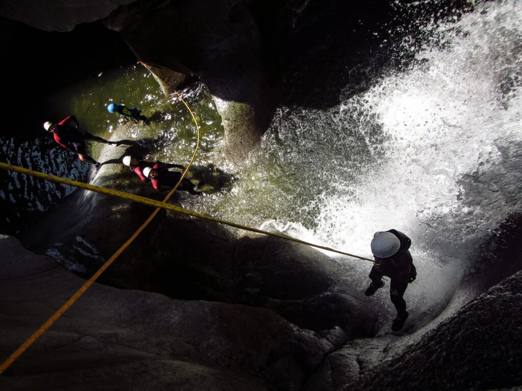 canyoning-molitg-dernier-rappel-cascade